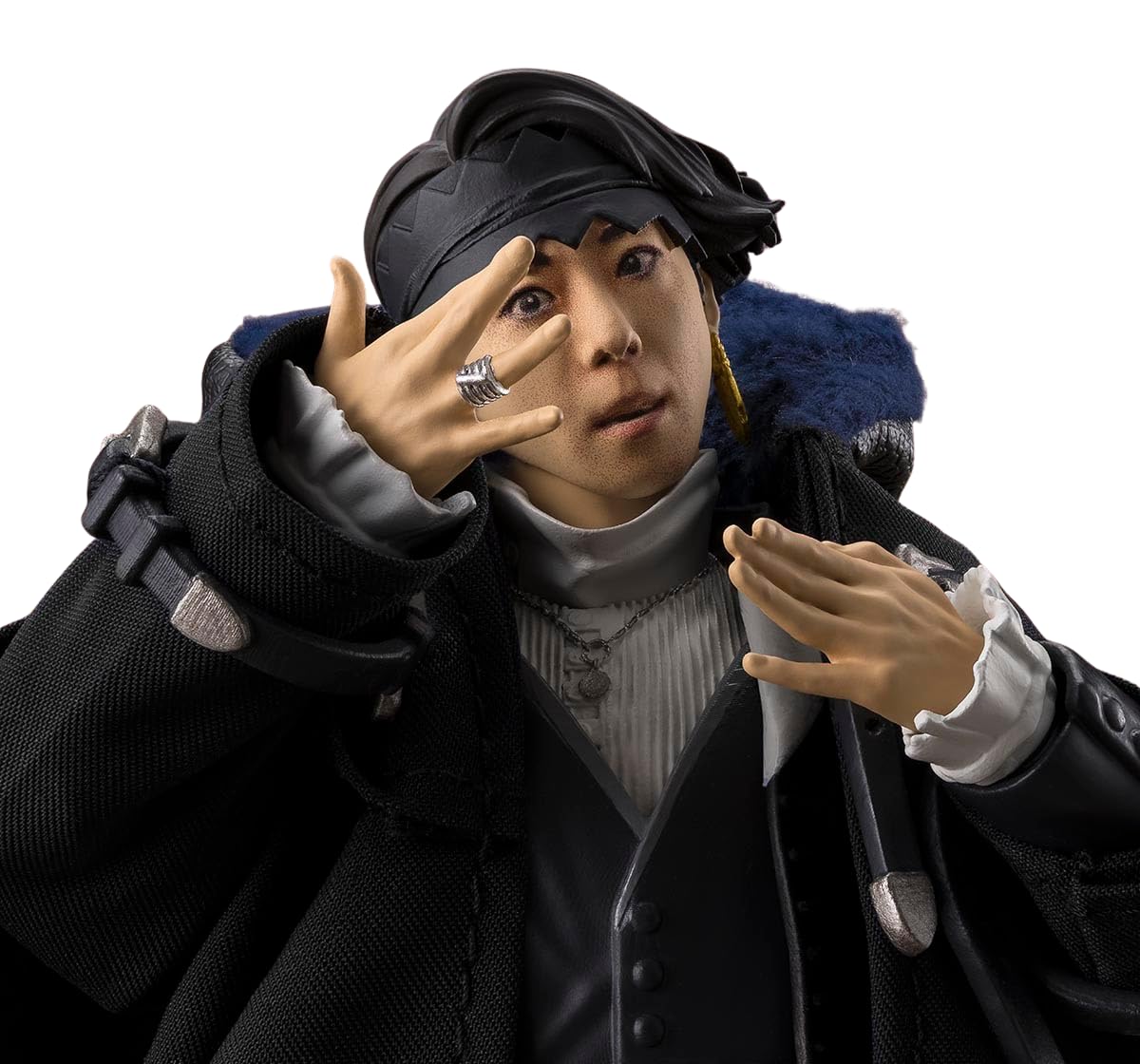 Amazon.co.jp: S.H.Figuarts 岸辺露伴（映画『岸辺露伴は動かない 懺悔